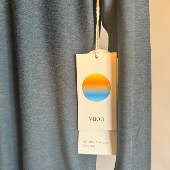 NWT • VUORI • Men’s Strato Tech Performance Hoodie • Navy Heather • Size Large - Picture 2 of 12